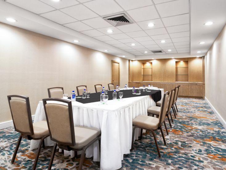 Holiday Inn Miami West - Airport Area By Ihg Hialeah Gardens Ngoại thất bức ảnh